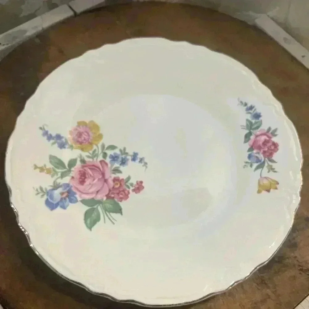 Vintage  Floral Collectors Plate